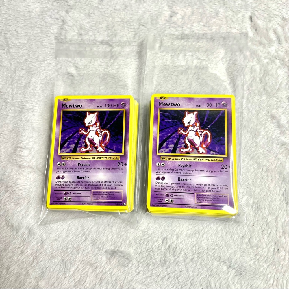 Mewtwo inluded in Pokemon Cards